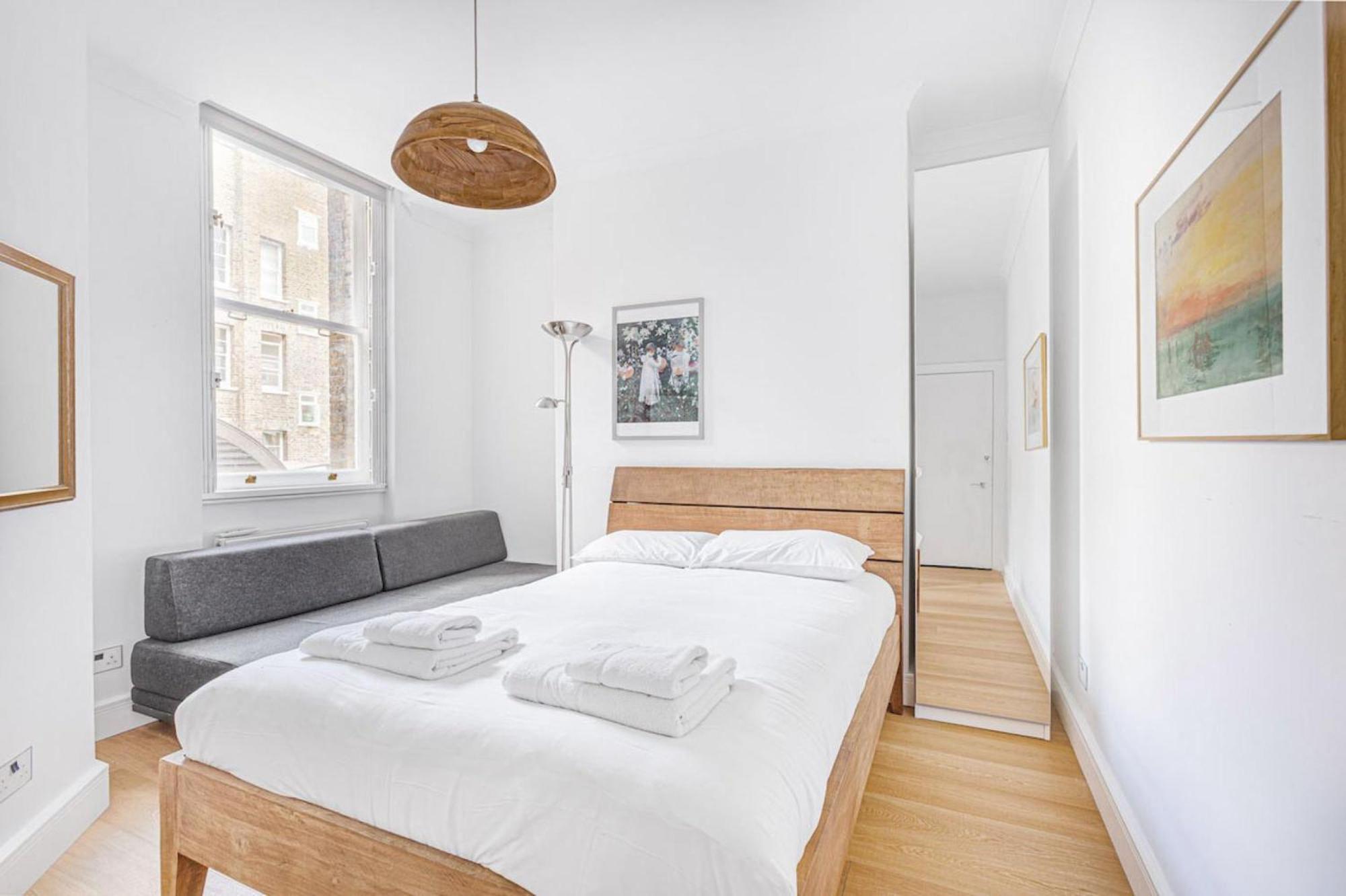 Contemporary Flat In The Centre Of Fitzrovia Apartment